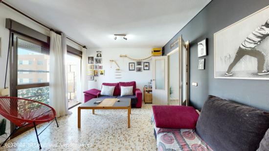 UNA BUENA  VIVIENDA EN AVENIDA OLLERIAS, CON EXCELENTE UBICACIÓN - CORDOBA