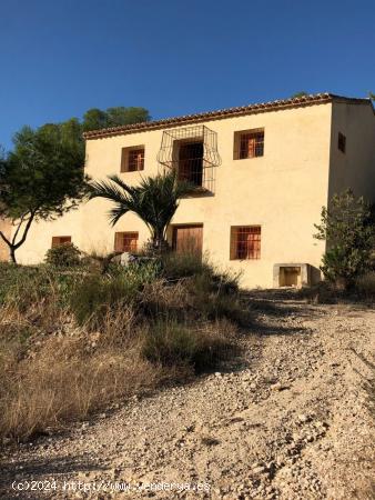 Finca rustica en Rafaeles. Abanilla con casa de dos plantas - MURCIA