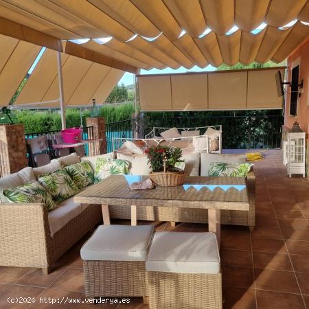 Estupenda casa con terreno en El Jardinito (Trassierra) - Carretera de las Ermitas - CORDOBA