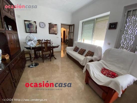 CASA CON TEJADO NUEVO EN EL CENTRO DE PUEBLONUEVO - CORDOBA