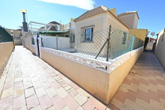 Bungalow en venta en Jardín del Mar. - ALICANTE