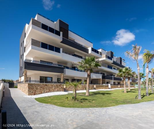 RESIDENCIAL DE OBRA NUEVA EN PLAYA FLAMENCA - ALICANTE