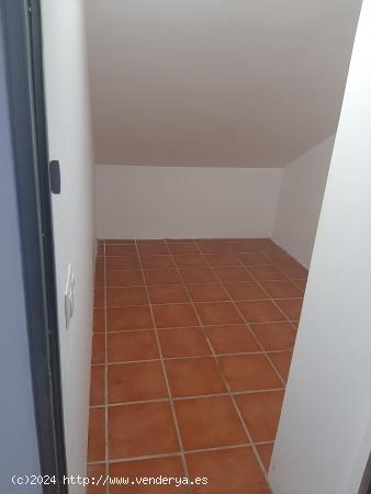 Lote de trasteros en calle Ollerías en edificio semi nuevo - MALAGA