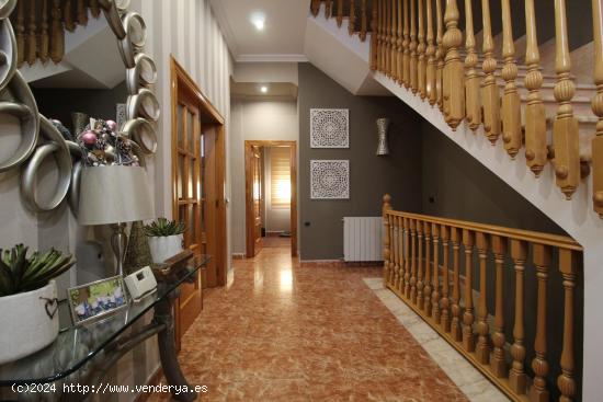 VIVIENDA EN VENTA Y EN ALQUILER CON OPCIÓN DE COMPRA - VALENCIA