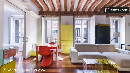 Apartamento de 2 dormitorios en alquiler en Madrid - MADRID