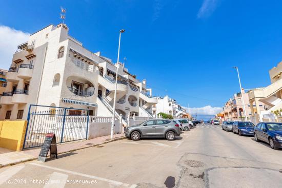  ¡Oportunidad Única en La Mata! Vivienda Reformada a Solo 150 Metros de la Playa - ALICANTE 