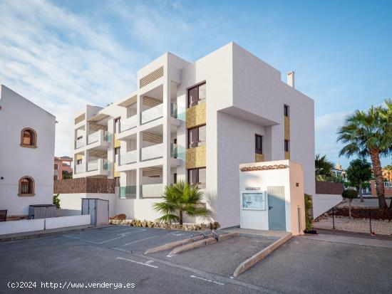 COMPLEJO RESIDENCIAL DE OBRA NUEVA EN ORIHUELA COSTA - ALICANTE