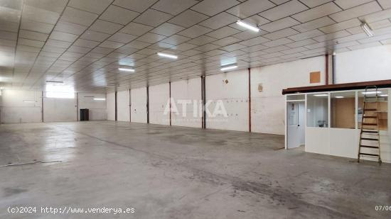 NAVE INDUSTRIAL 700 m2 EN ALQUILER - VALENCIA