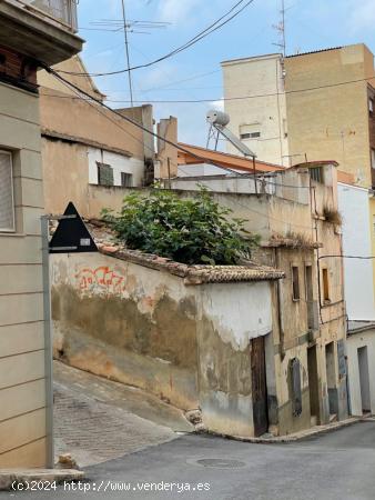  cuenta como terreno, casa para demolición - VALENCIA 