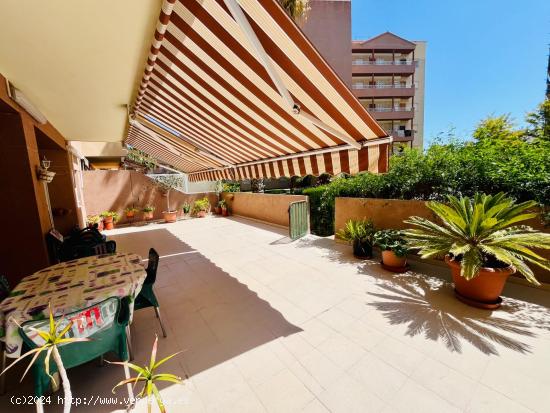 Bajo en Arenales del Sol con gran terraza y piscina - ALICANTE