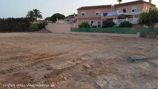 VENTA-PARCELA URBANA-LOS BALCONES-TORREVIEJA-PARCELA DE1000 M2-PRECIO 225.000 EUR - ALICANTE