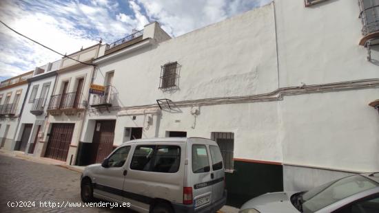 CASA EN BARRIO SAN MIGUEL - MADRE DE DIOS - SEVILLA