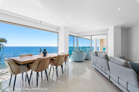 Piso en venta en Torrevieja con vistas al mar - ALICANTE