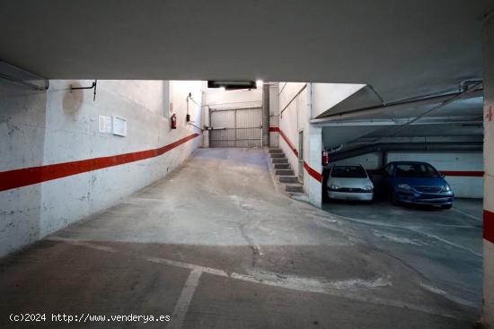 303 Plaza de garaje abierta muy amplia para coche y motos - ALICANTE