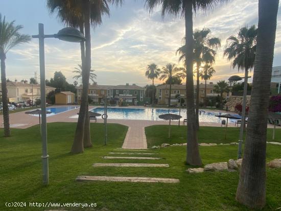 Bungalow ubicado en una de las áreas residenciales más exclusivas de Bonalba Golf en Mutxamel. - A