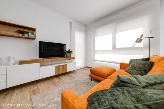 Apartamento de dos domitorios con piscina en Villamartín - ALICANTE