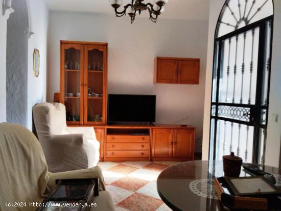 SE VENDE CASA EN ZAHARA CERCA DEL CENTRO - CADIZ