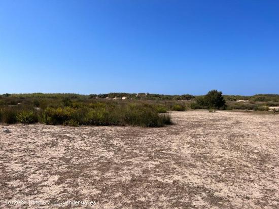 Parcela en 1º línea en playa las Tres Piedras - CADIZ