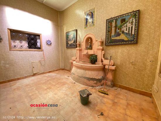 CASA CONSISTORIAL CON TEJADO NUEVO A LA VENTA - CORDOBA