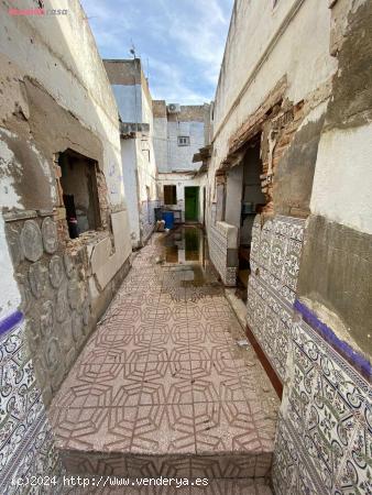 Casa para derribar en zona excepcional. - CORDOBA