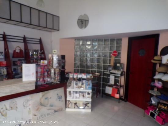 Local comercial en Castellón de la Plana Y  GARAJE INCLUIDO EN EL PRECIO NO DUDES Y VISITALO - CAST