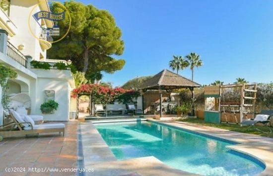 VILLA DE LUJO EN MARBELLA, RIO REAL - MALAGA