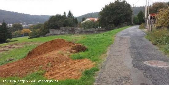 TERRENO URBANIZABLE EN LA ZONA DE ROXOS - A CORUÑA