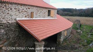 CASA DE PIEDRA EN PROCESO DE REFORMA - A CORUÑA