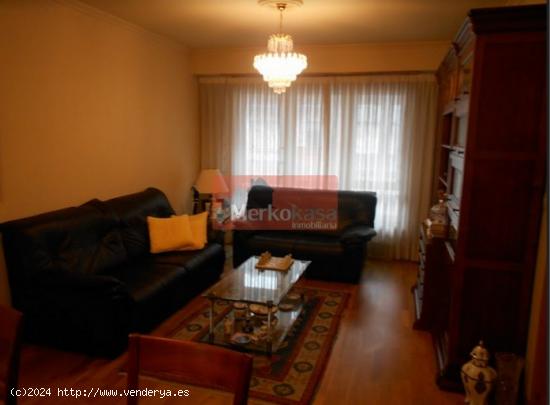 AMPLIO PISO EN VENTA EN CALLE ORENSE - LUGO