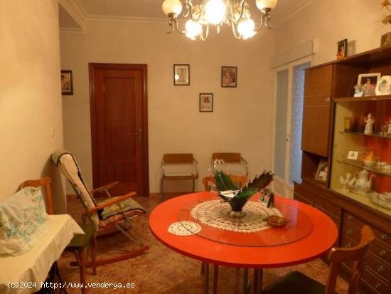 Casa en venta en calle principal - CORDOBA