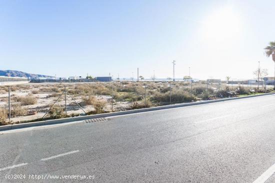 TERRENO PARA INVERTIR - ALMERIA