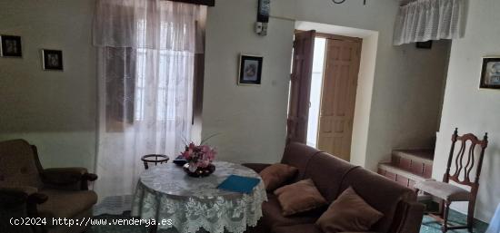 CASA CON PRECIO INMEJORABLE EN BENAOJÁN - MALAGA