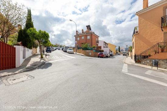 PARCELA URBANIZABLE EN HUETOR VEGA - GRANADA