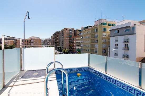 CASA REFORMADA CON PISCINA EN AVENIDA AMERICA - GRANADA