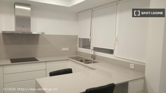 Apartamento de 2 dormitorios en alquiler en Sarrià-Sant Gervasi - BARCELONA