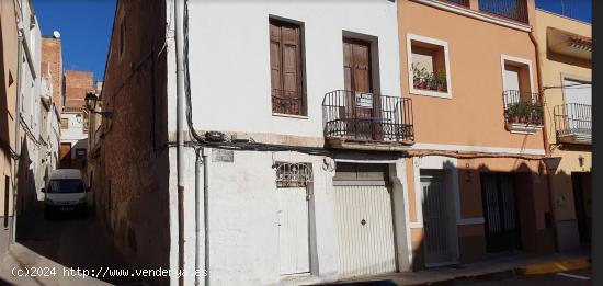 SE VENDE CASA PARA REFORMAR EN LA COVA SANTA - CASTELLON