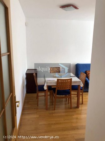 SE VENDE PISO + TRASTERO EN C/GRANADA DE 2 HABITACIONES POR 158000€