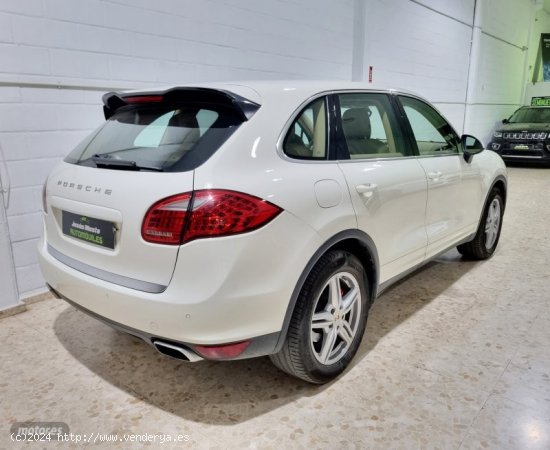 Porsche Cayenne 3.0 diesel de 2011 con 285.000 Km por 19.500 EUR. en Sevilla