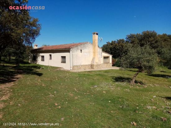 CHALET CON NAVE EN PLENA NATURALEZA - CORDOBA