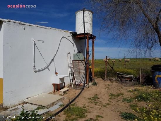 PARCELA CON PEQUEÑA CASA Y POZO - CORDOBA