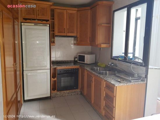 SE VENDE PISO EN ZONA CENTRICA - CORDOBA