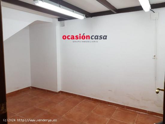 SE VENDE LOCAL COMERCIAL - CORDOBA