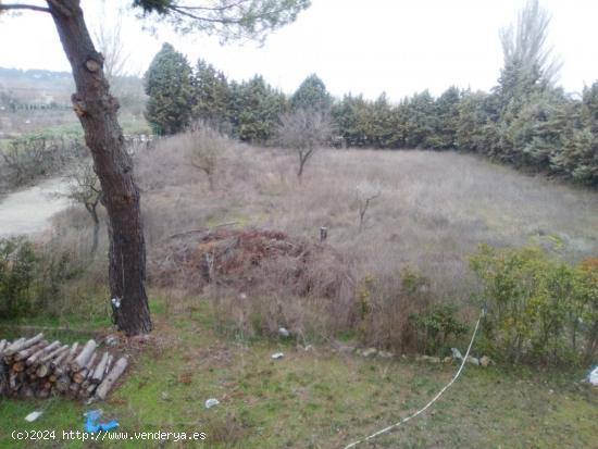 ESTUPENDA PARCELA EN CAMINO VIEJO DE SIMANCAS - VALLADOLID