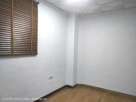 ¡En Puente Tocinos! ¡Local comercial en venta! - MURCIA