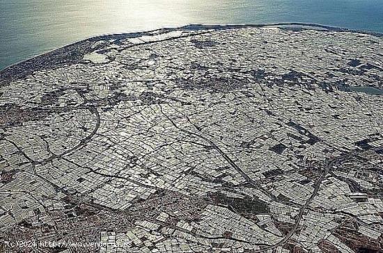 GARAJE O ALMACÉN EN SOTANO - ALMERIA