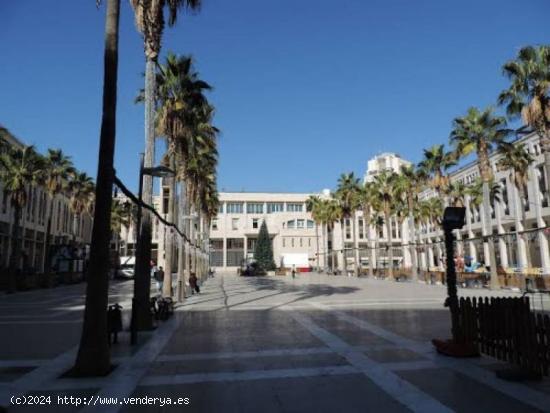 GARAJE EN PLAZA MAYOR EL EJIDO. - ALMERIA