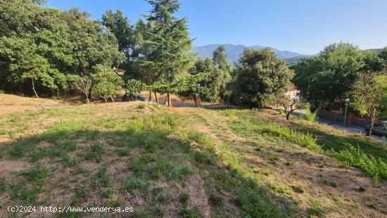 SANT CELONI (CAN SANS): GRAN TERRENO URBANO PARA CONSTRUIR SU CHALET - BARCELONA