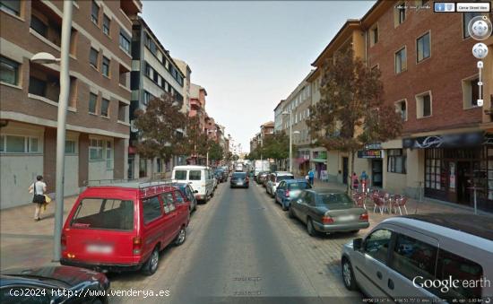 EDIFICIO EN PLENO CENTRO DE SEGOVIA CON JARDIN.- - SEGOVIA