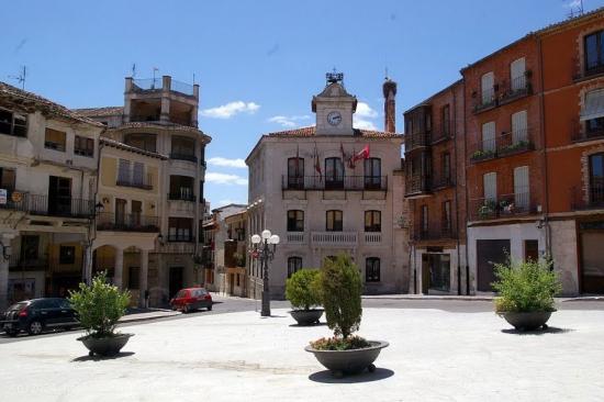 CASA PARA REFORMAR EN CUÉLLAR - SEGOVIA