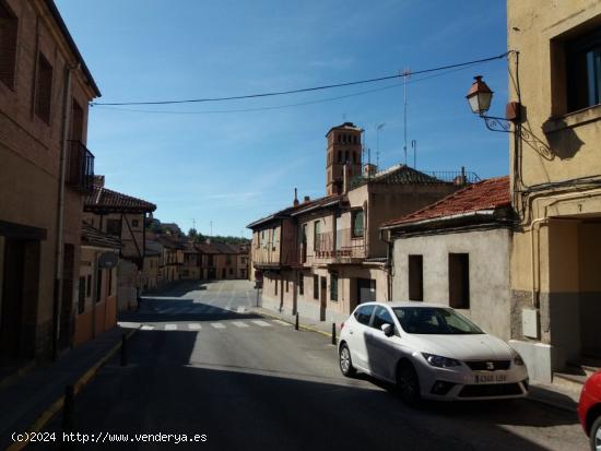 EDIFICIO.-.SAN LORENZO.-.EN VENTA - SEGOVIA